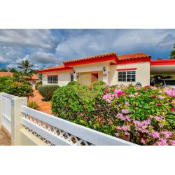 For Sale House in San Barbola - Aruba