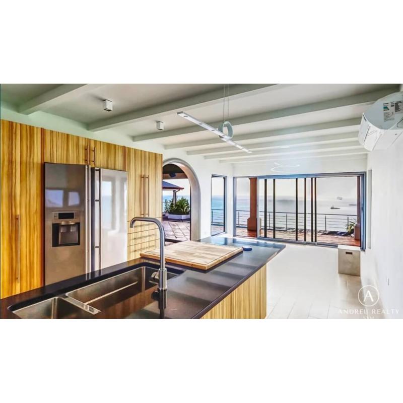 Villa Oceane for Sale in Sint Maarten